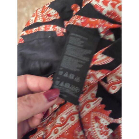 Tommy Hilfiger Women’s A Line Blue Red Paisley Maxi Skirt Floral Paisley Sz 10 N - Picture 10 of 12